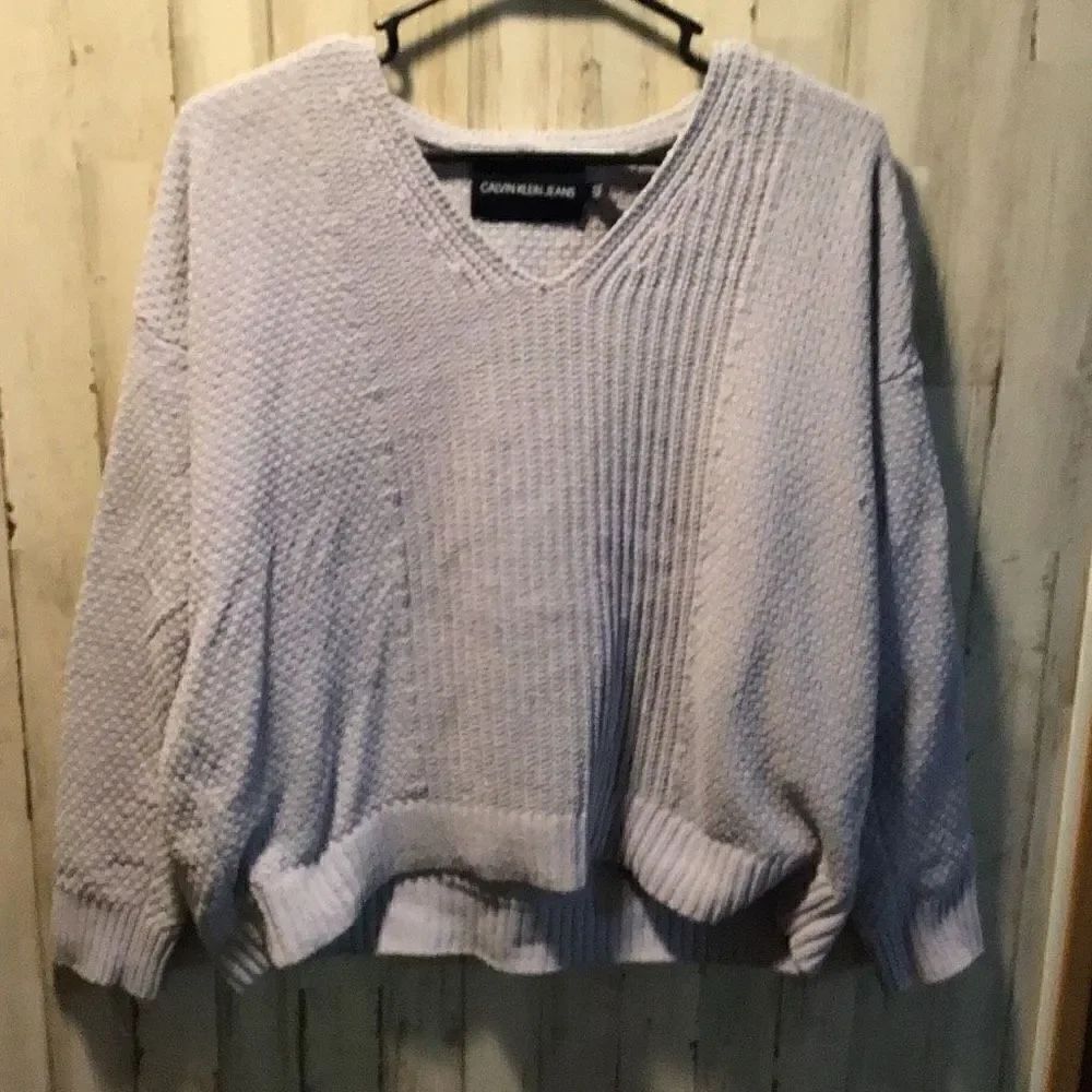 Sweater by Calvin Klein size small